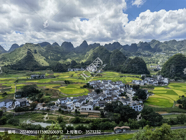 藍天白云自然風景
