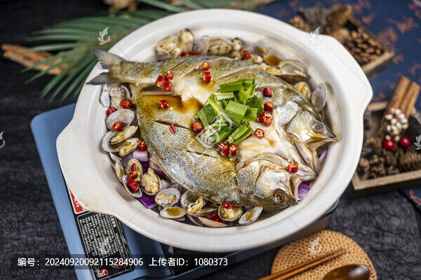 生焗鱸魚(yú)