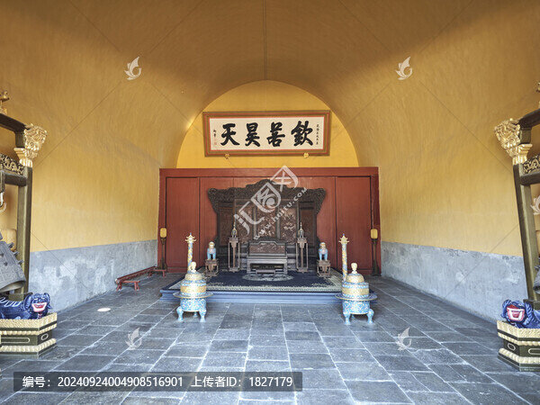 無梁殿