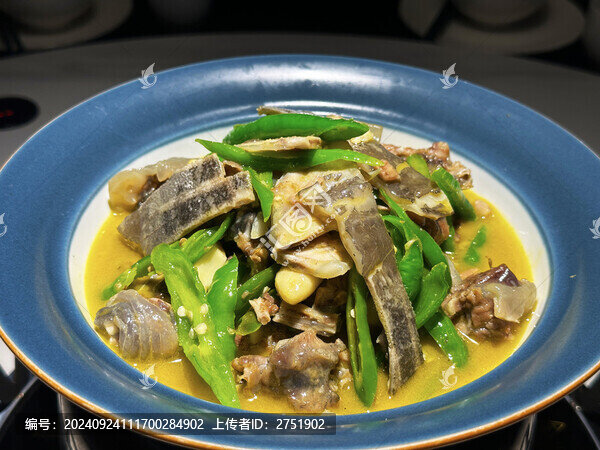 青椒燜甲魚
