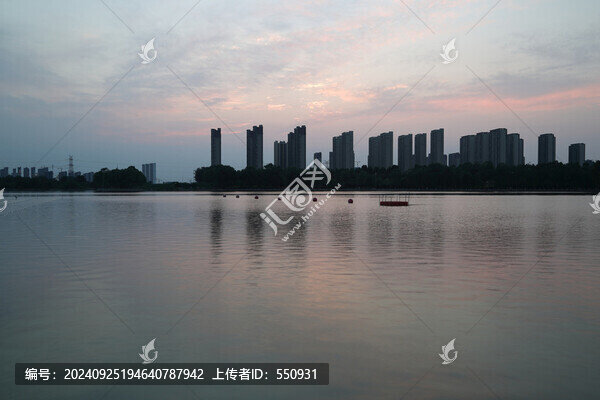 須水河濱河公園