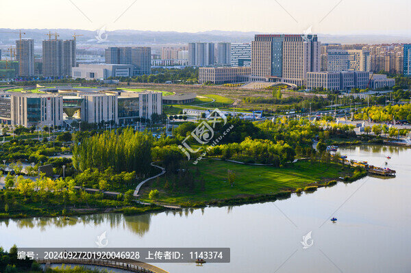 蘭州新區(qū)棲霞湖沿岸風景