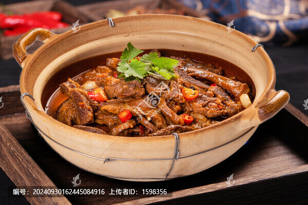 牛腩燒土豆