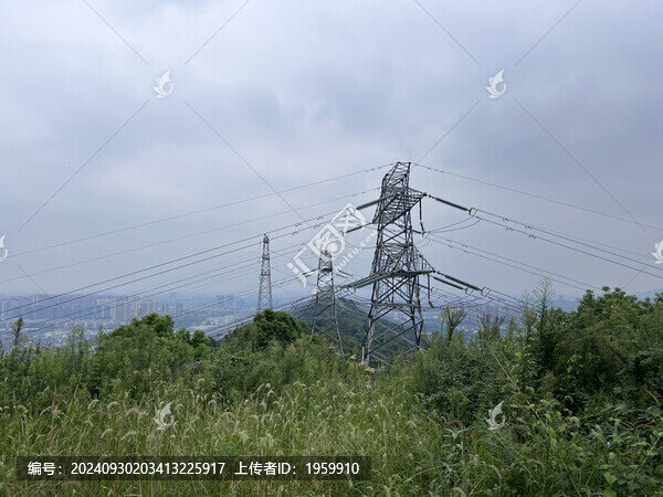 高壓電線塔