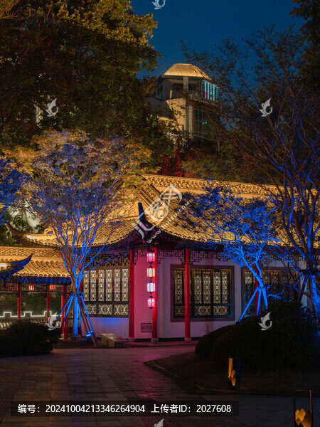 揚(yáng)州護(hù)城河夜景