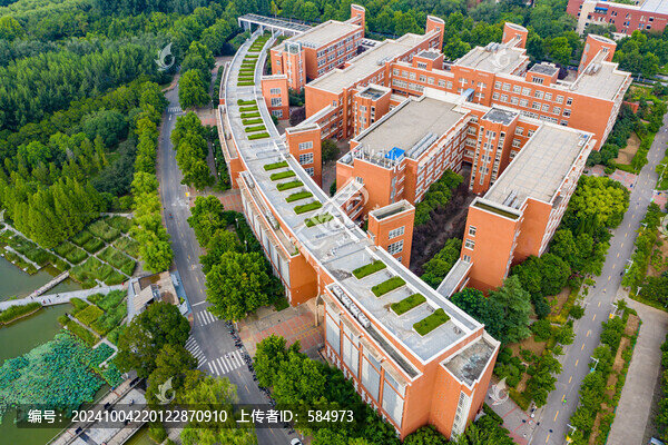 航拍鄭州大學(xué)核心教學(xué)區(qū)教學(xué)樓