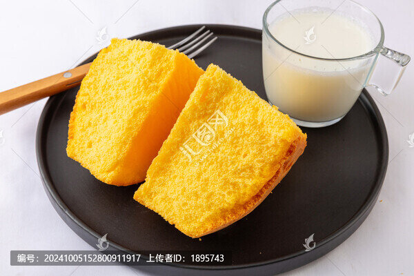 牛奶軟蛋糕