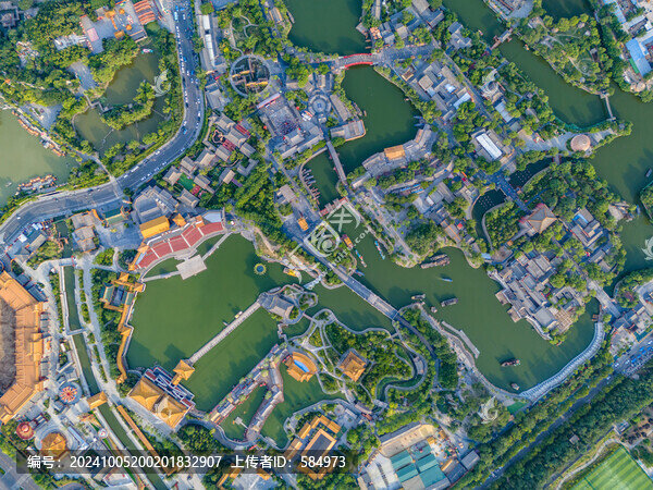 航拍河南開封清明上河園景區(qū)風光