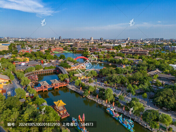 航拍河南開封清明上河園景區(qū)風(fēng)光