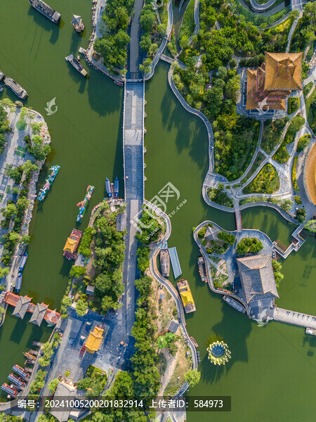 航拍河南開封清明上河園景區(qū)風(fēng)光