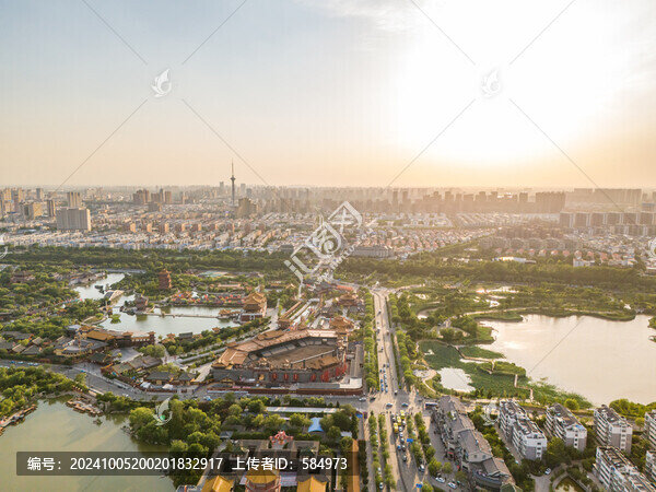 航拍河南開封清明上河園景區(qū)風(fēng)光