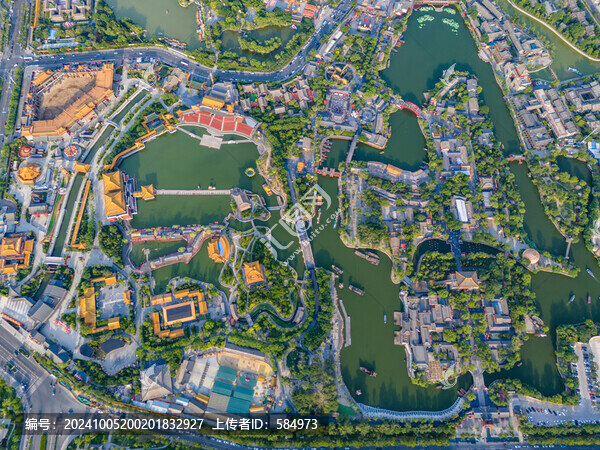 航拍河南開封清明上河園景區(qū)風(fēng)光