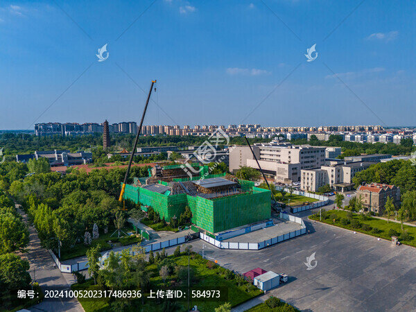 航拍河南大學(xué)大禮堂開封明倫校區(qū)