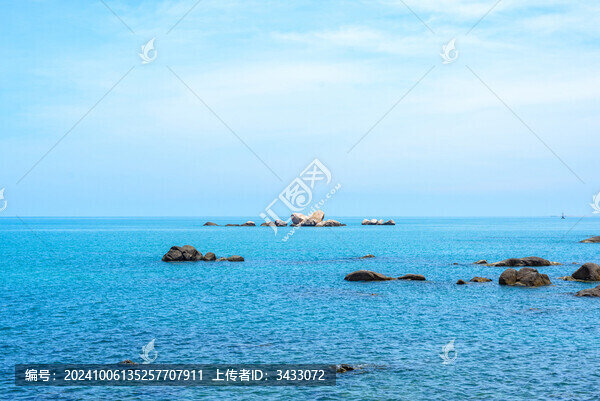 海南三亞天涯海角景區(qū)日月石