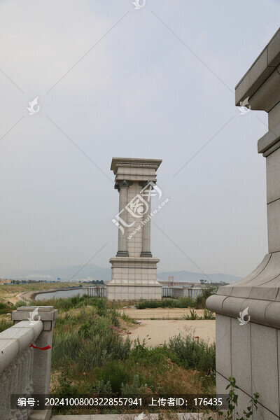 橋梁石柱