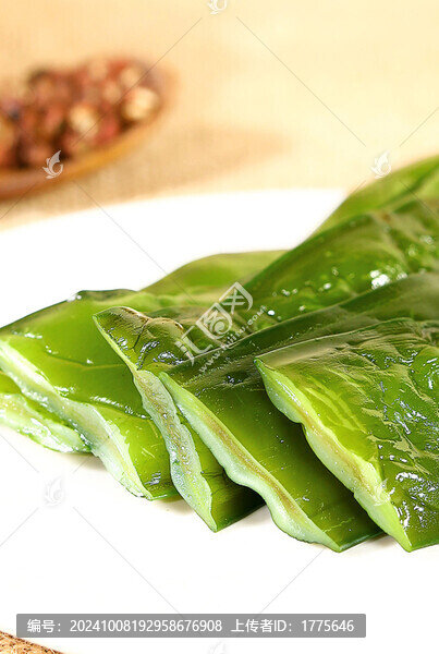 裙帶菜梗