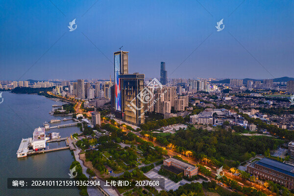 鎮(zhèn)江城市風(fēng)光夜景航拍