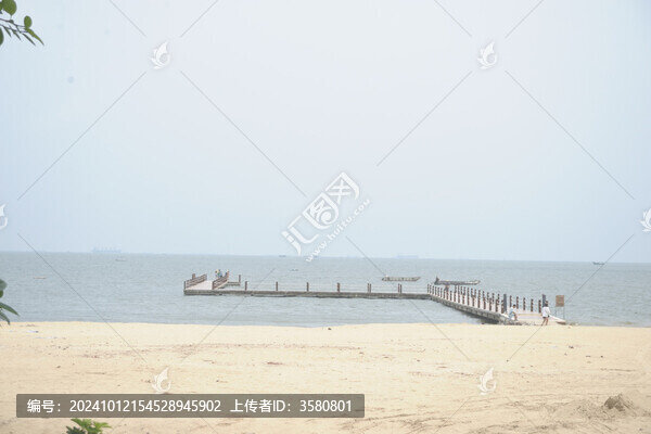 海灘小橋