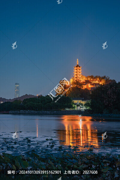 鎮(zhèn)江金山寺夜景
