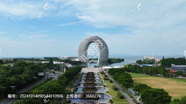 湖州黃金湖岸景區(qū)月亮酒店航拍
