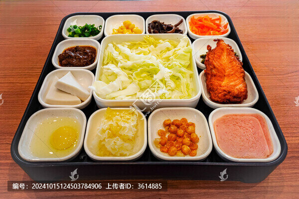 云南過(guò)橋米線配菜