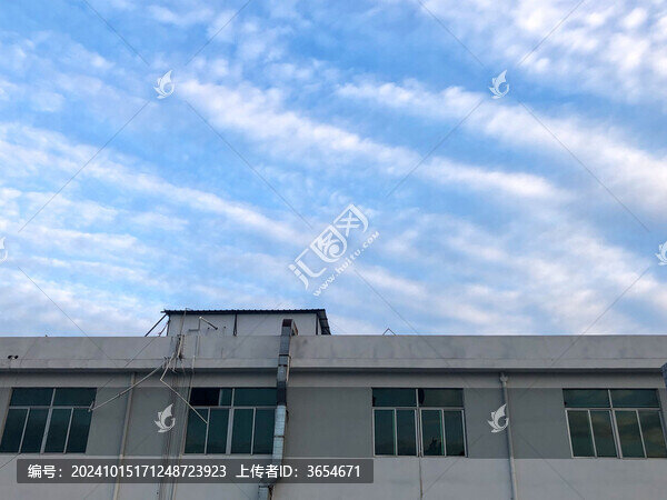 蒼穹美之云朵的靈動姿態(tài)