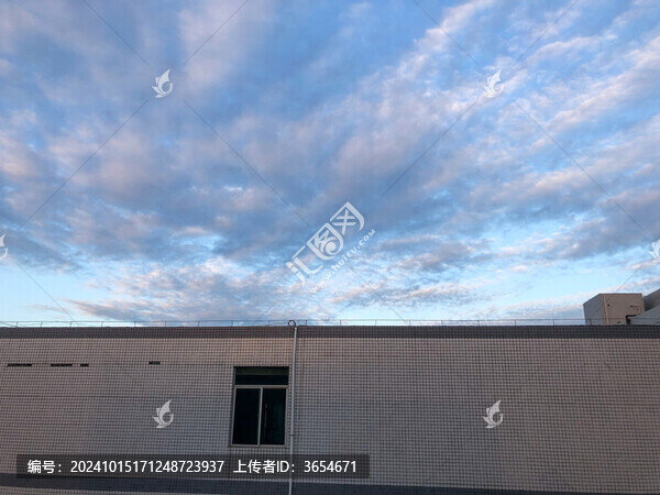 蒼穹美之云朵的靈動姿態(tài)