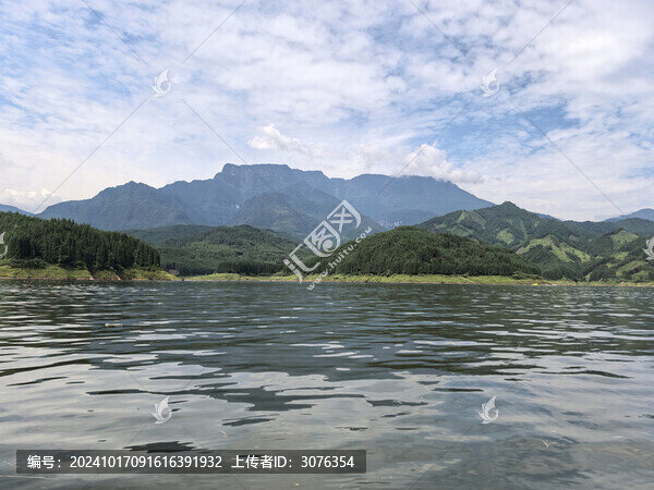 眉山雅女湖