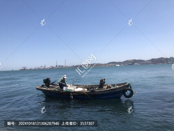 海上的漁民