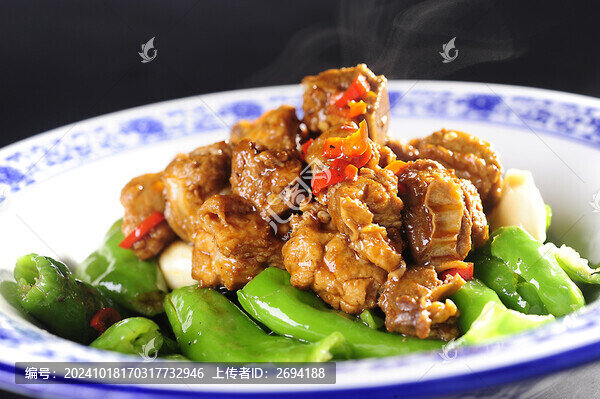 擂辣椒排骨