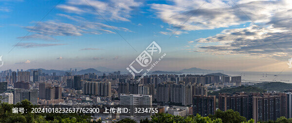 傍晚時分的深圳前海灣全景圖