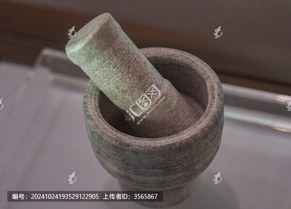 廣東省涼茶養(yǎng)生博物館藥臼