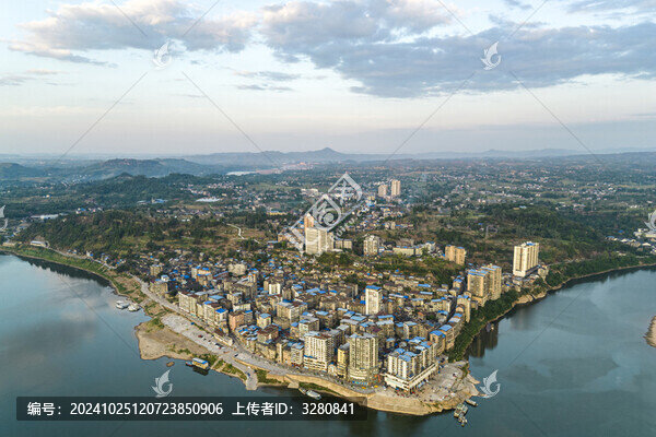 三匯古鎮(zhèn)日出風(fēng)景