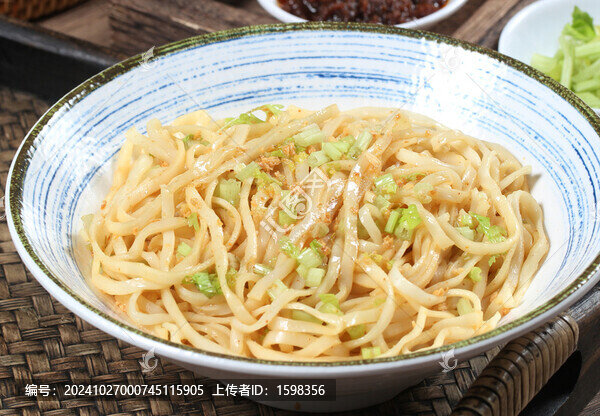 醬油撈河粉
