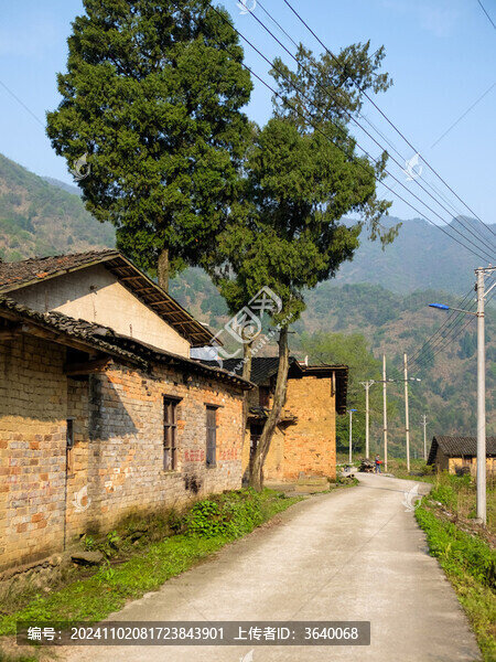湖北咸寧鄉(xiāng)村小路
