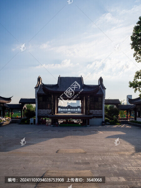 武漢沙湖公園戲臺