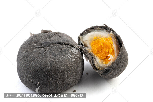 黑金蛋黃酥