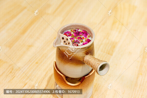碳煮玫瑰花奶茶