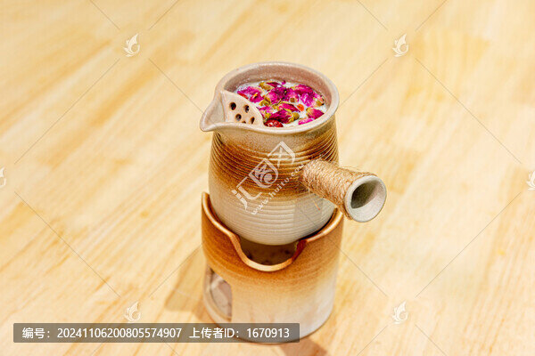 碳煮玫瑰花奶茶