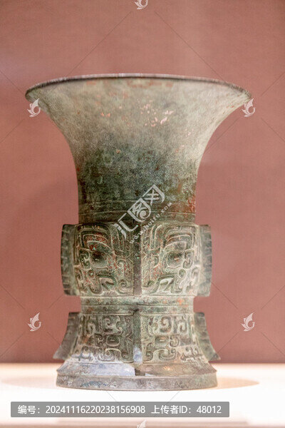 銅尊