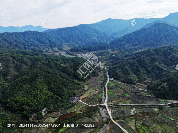 篁嶺風(fēng)貌