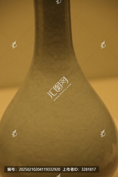 景德鎮(zhèn)窯釉色瓷瓶