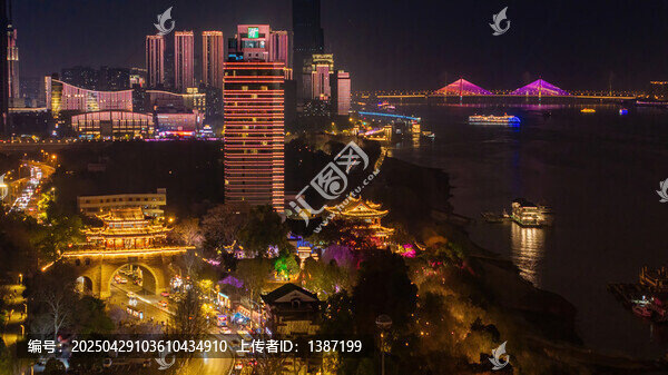 武漢晴川閣櫻花夜景