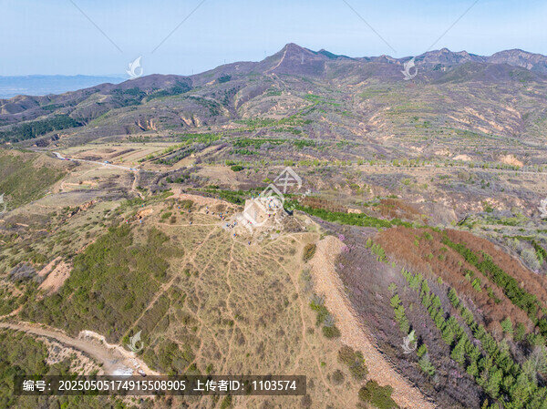 航拍河北青邊口古長城