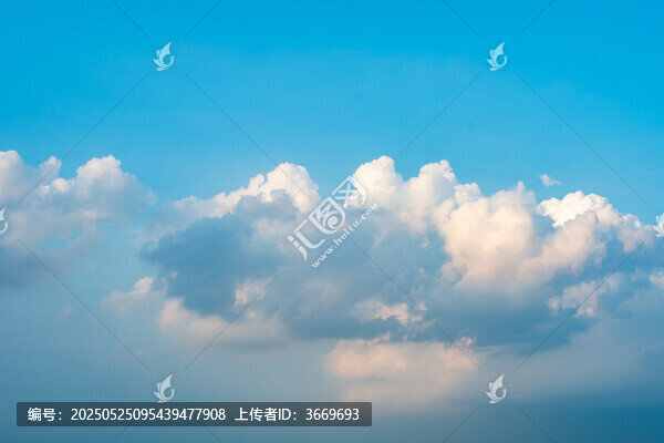 晴空萬里云卷云舒