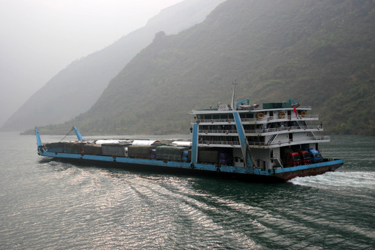 长江三峡 货运船只