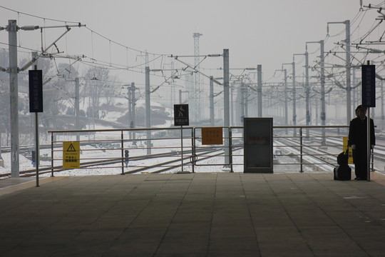 雪后的徐州东站