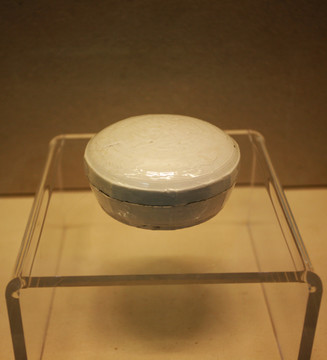 陶瓷器皿 陶罐子