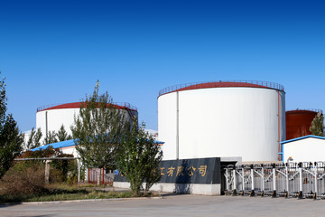 石油化工 化工厂 油罐
