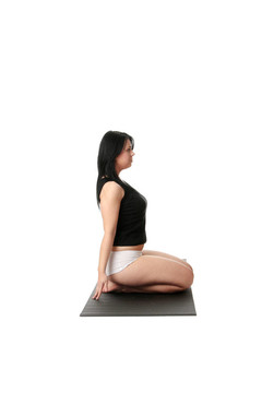 胖女人训练瑜伽